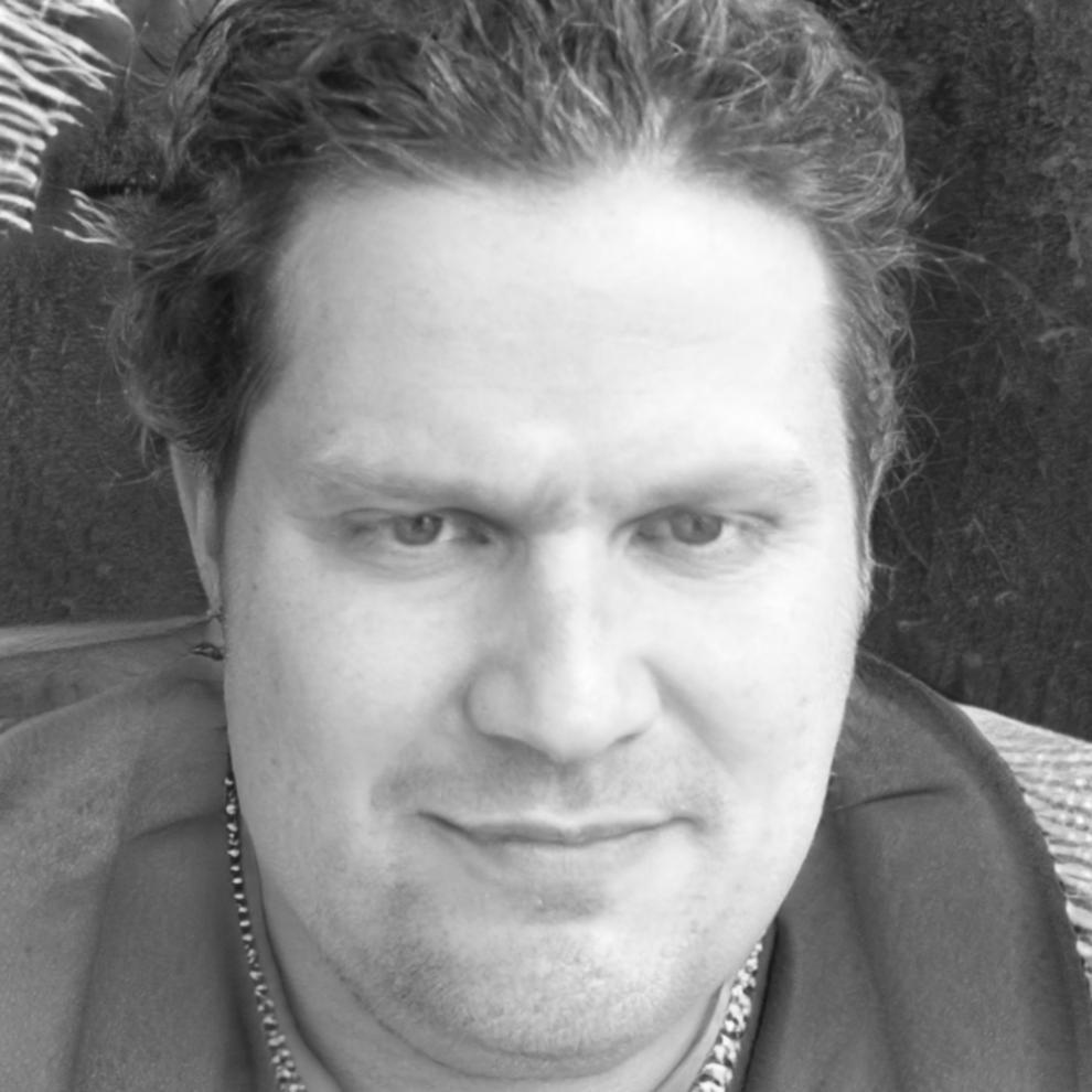 Lorenz Bechstein, Gründer von karivonexa